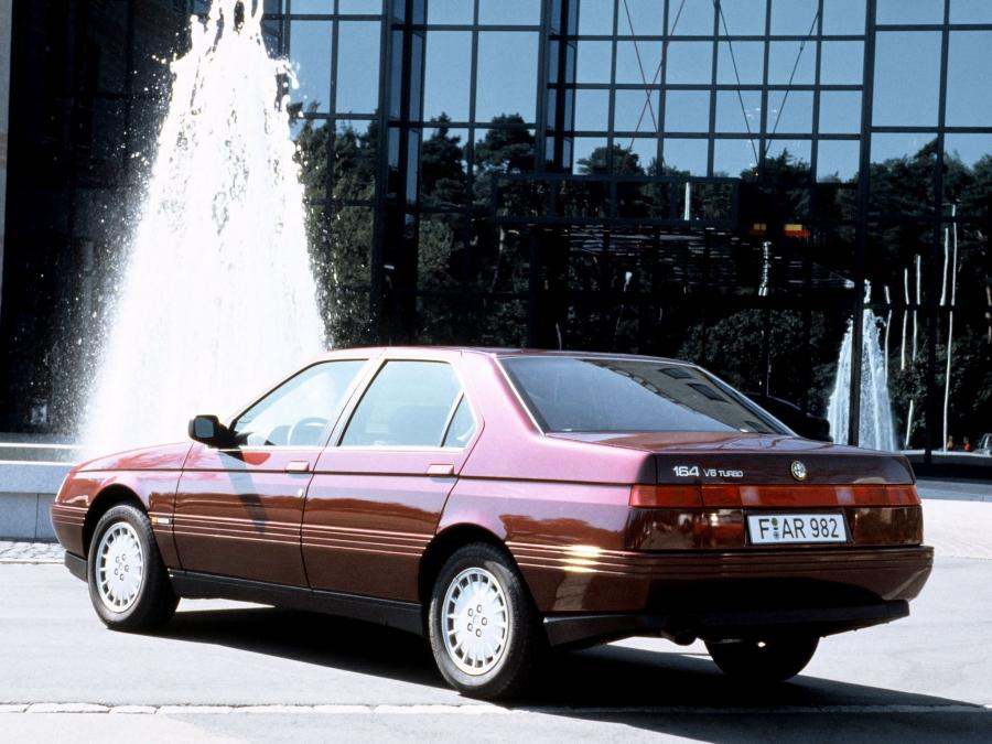  Alfa Romeo 164 V6 Turbo 1991 года  (фото 6 из 7)